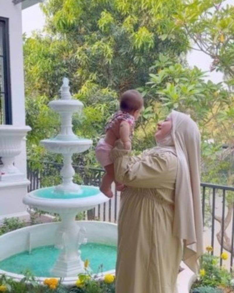 Instagram.com/tasyiiathasyia